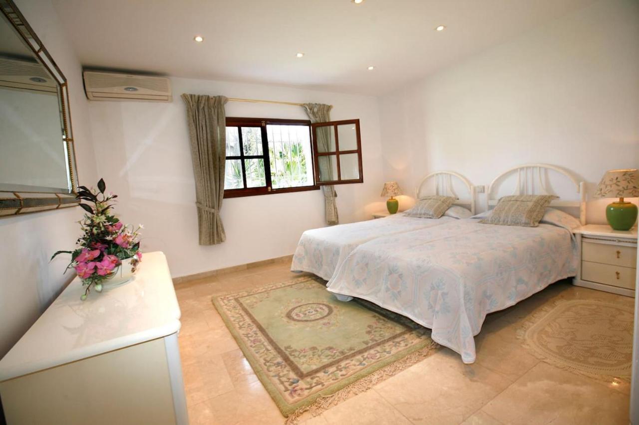 Exclusive Villa Las Palmeras Puerto Banus With Heated Private Swimming Pool, Marbella, Spain Экстерьер фото