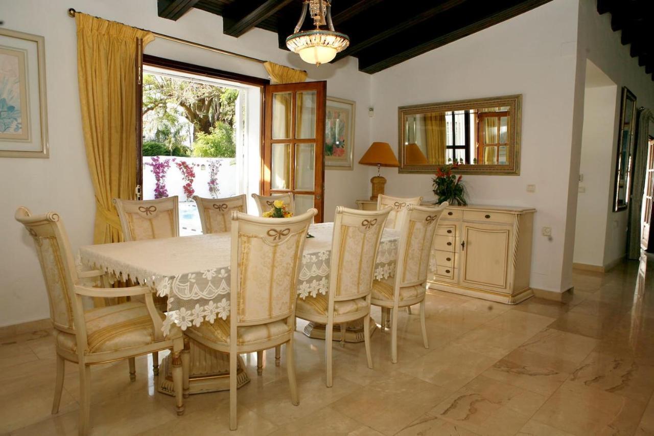 Exclusive Villa Las Palmeras Puerto Banus With Heated Private Swimming Pool, Marbella, Spain Экстерьер фото