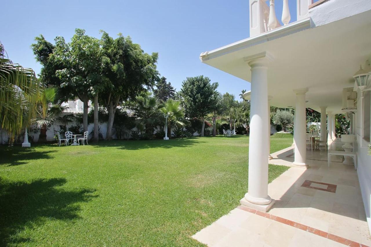 Exclusive Villa Las Palmeras Puerto Banus With Heated Private Swimming Pool, Marbella, Spain Экстерьер фото